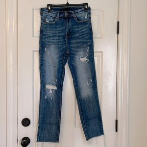 Risen Distressed Jeans Size 28.  Raw Hem